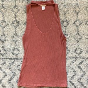 Pink knit stretchy tank with collar detail